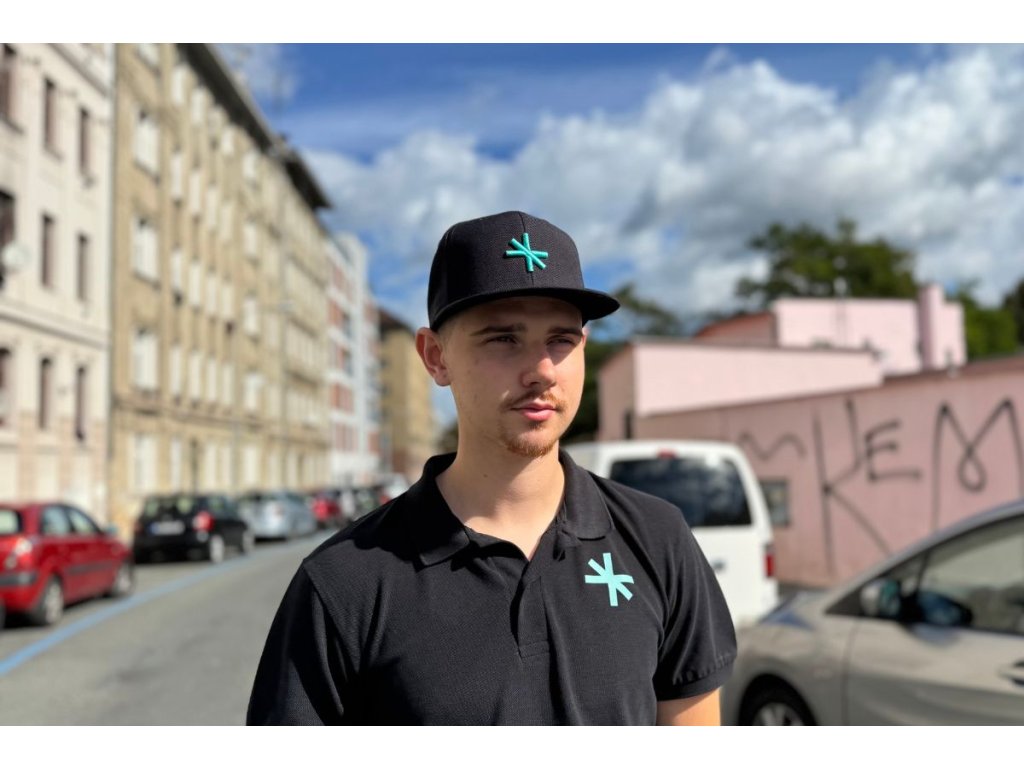 Snapback UMYEM kšiltovka