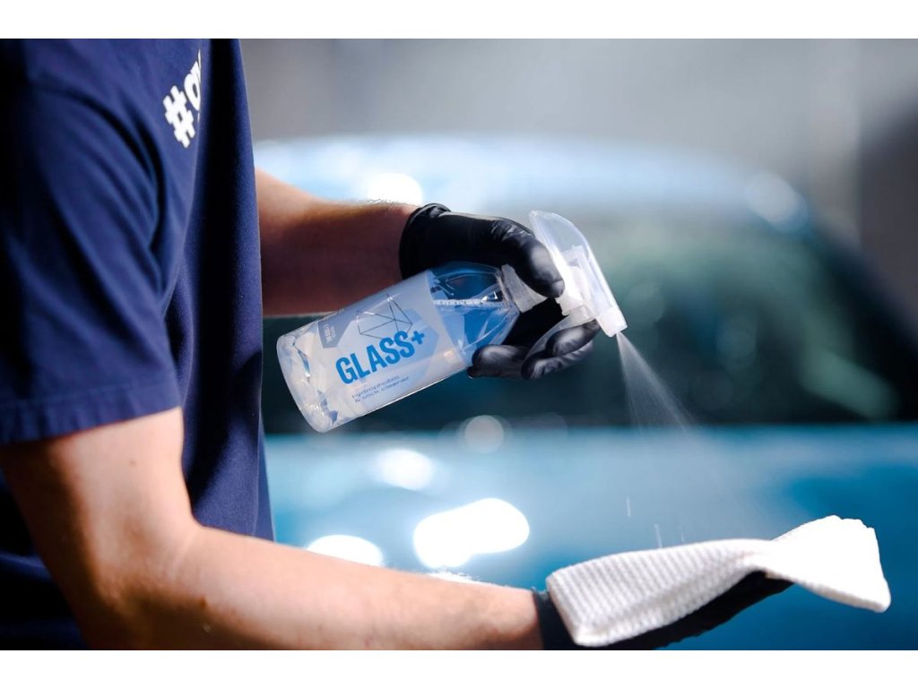 Gyeon Q2M Glass+ - čistič oken s tekutými stěrači